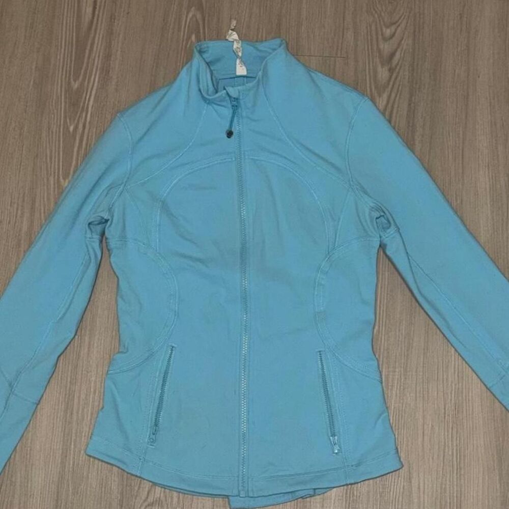Lululemon Women's Blue Jacket